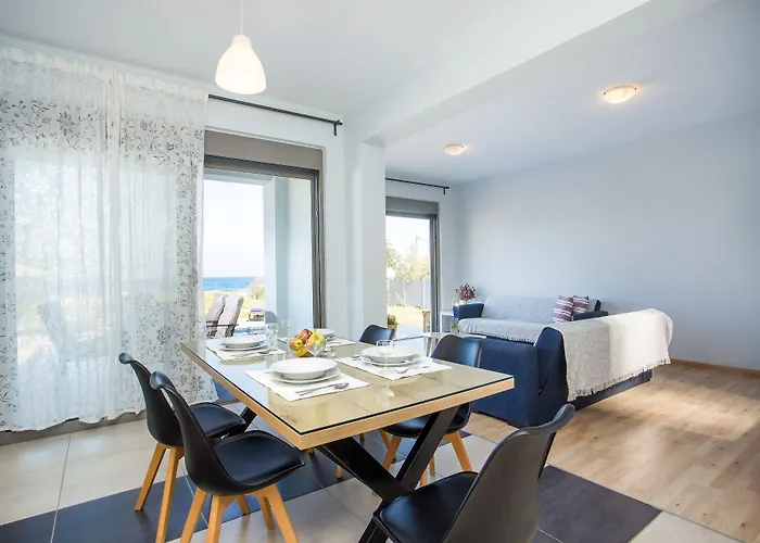 Rhodes Sea 익시아