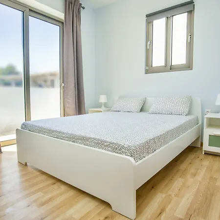 Rhodes Sea Ixia (Rhodes)